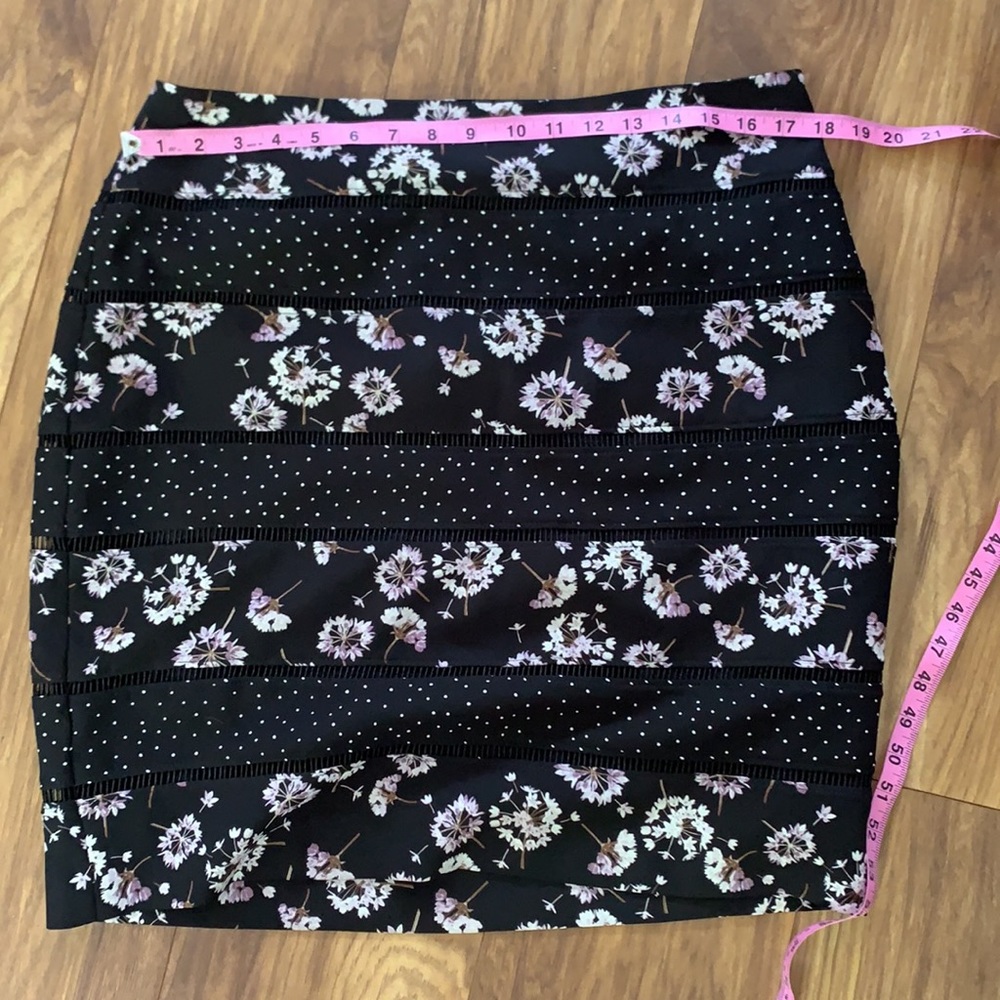 WHBM Mixed Print Skirt - Picture 3 of 7